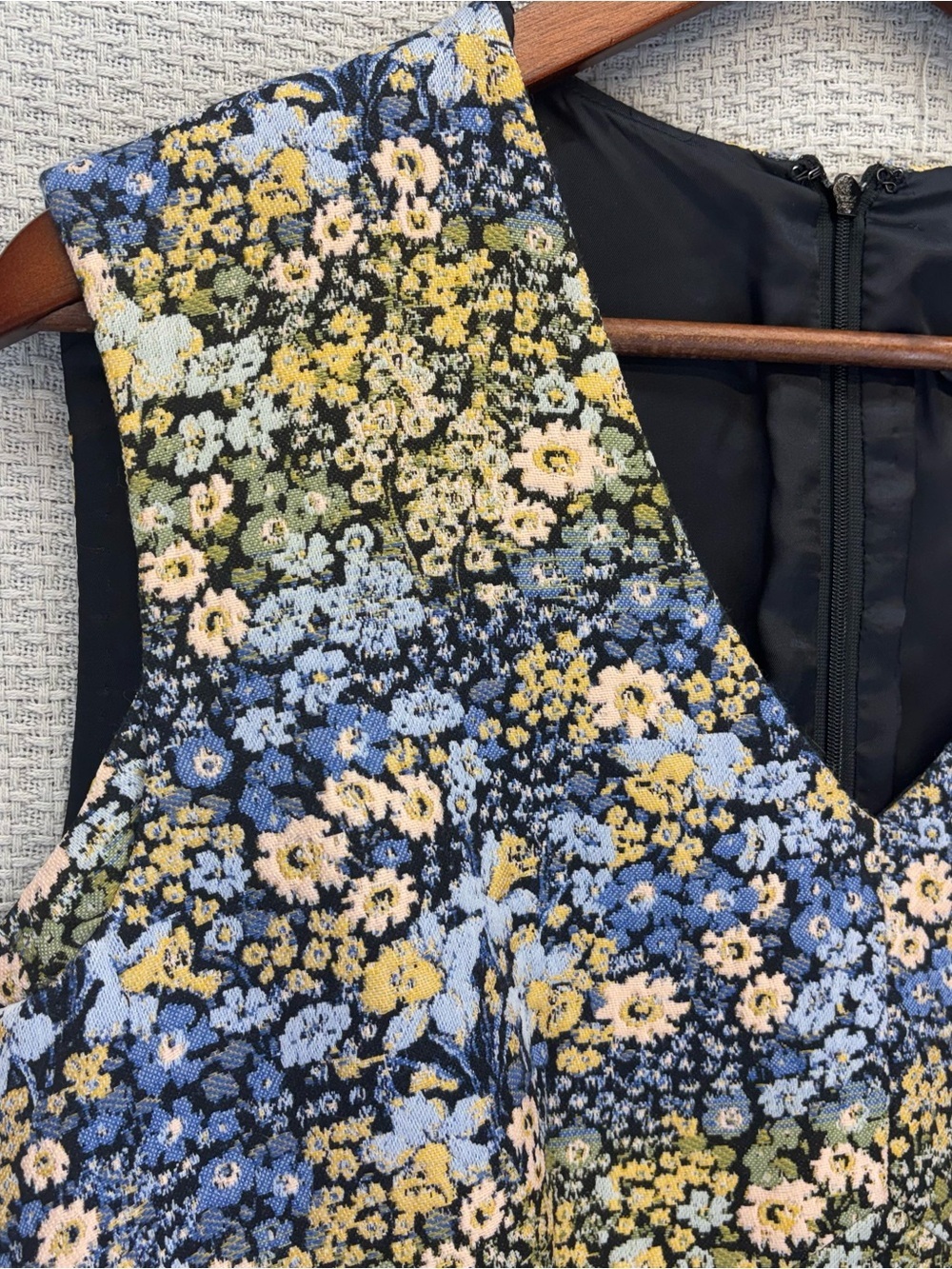 Brooks Brothers Blue Floral Upholstery French Woven Jacquard Tea Dress Sz 12 - Picture 3 of 11